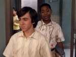 Greg (Vincent Martella)